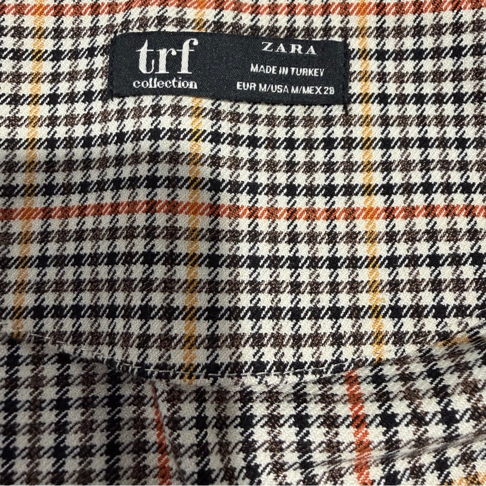 Zara Plaid Button-Up Dress with Black Buttons and Cuffed Wrists Size Medium - Picture 8 of 10